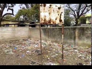 प्राथमिक आरोग्य केंद्रातच साचले ‘कचऱ्याचे ढीग’