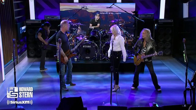 Miley Cyrus and Metallica - Nothing Else Matters