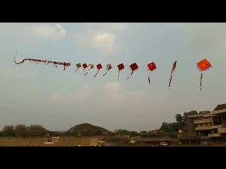 १०१ पतंग उडवून कोल्हापूरात मकर संक्रांत साजरी