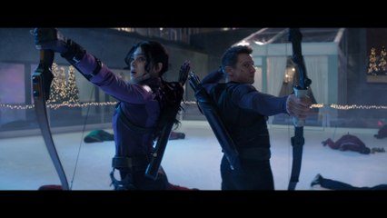 Jeremy Renner And Hailee Steinfeld In 'Hawkeye' New Trailer