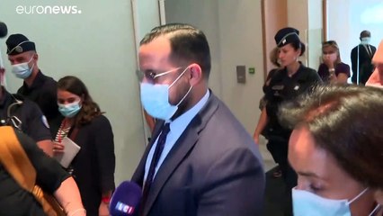 بعد 3 سنوات من الفضيحة التي هزت الإليزيه.. البدء بمحاكمة حارس ماكرون السابق