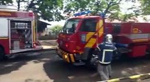 Corpo de Bombeiros de Umuarama combate incêndio em residência na rua Paranapanema