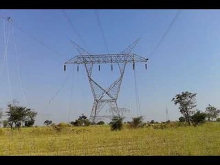 ‘पॉवर ग्रीड’च्या कामासाठी कर्मचा-यांची जिवघेणी कसरत