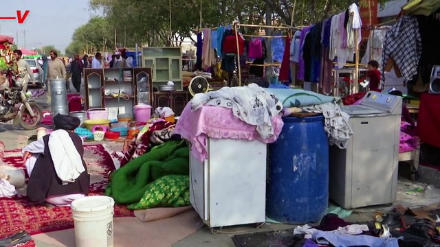 Afghan Residents Sell Household Items on Streets To Make Money Amid Taliban Takeover