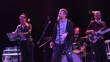 Resul Dindar Kocaeli'de hem coştu hem coşturdu