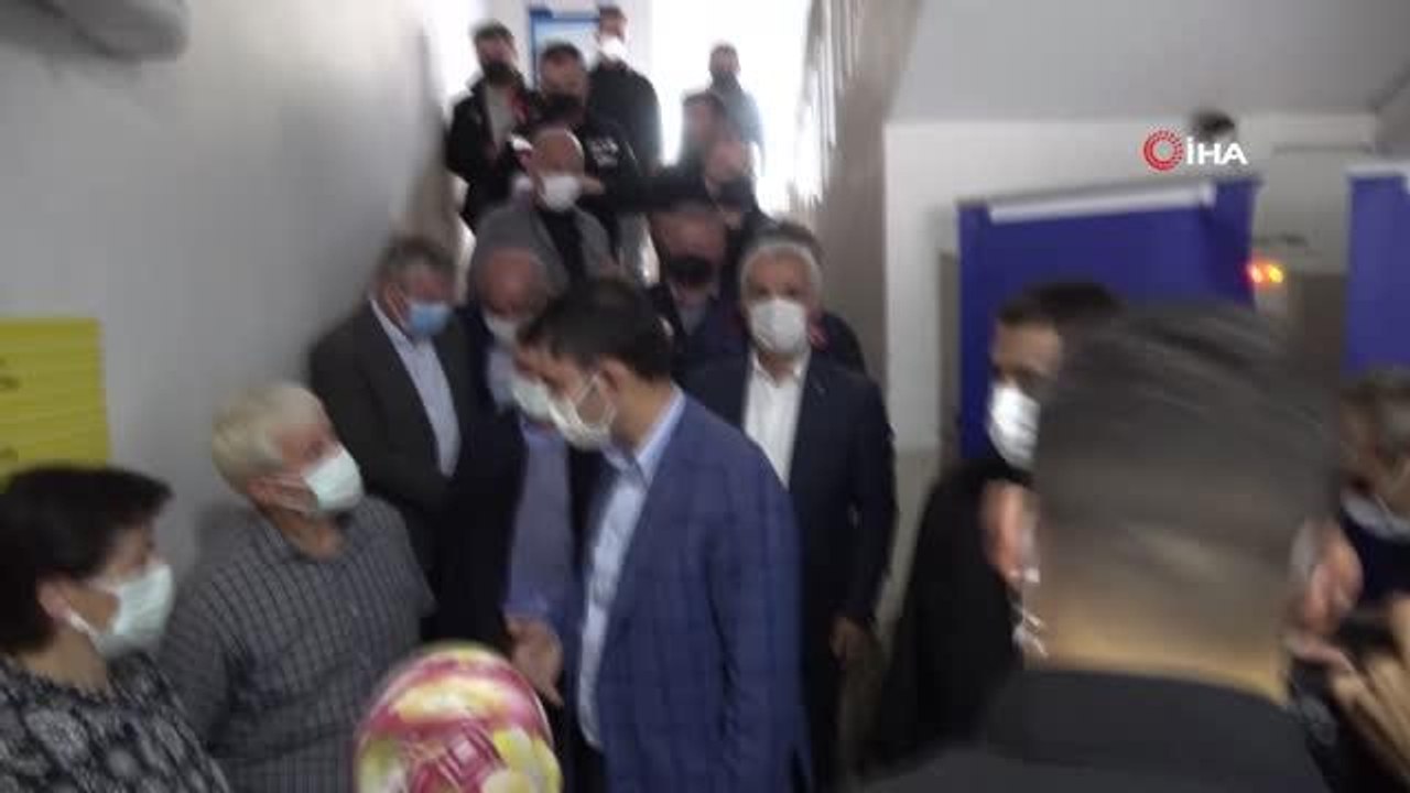 Bakan Kurum: "Artık afetlerin altında kalmayan, afetlerden hızlı bir şekilde birlik ve beraberlik ruhu içerisinden çıkan bir Türkiye var"