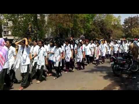 सुरक्षेच्या मागणीसाठी जिल्हाधिकारी कार्यालयावर डॉक्टरांचा मोर्चा