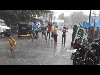 नाशिकमध्ये वळवाच्या पावसाची हजेरी