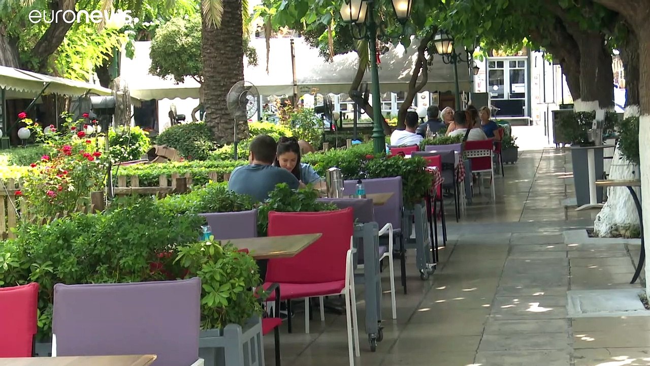 2G-Regel in der Taverne: Griechische Wirte bangen um die Kunden