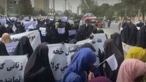 9·11 20주기에 부르카 착용한 아프간 여대생들 탈레반 지지 집회 / YTN