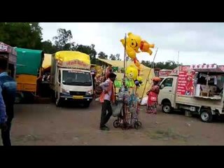 माऊली आली आणि बाजार सजला