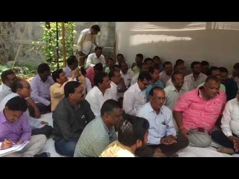यवतमाळ जिल्हा कंत्राटदार असोसिएशनचे जिल्हा कचेरीसमोर धरणे आंदोलन