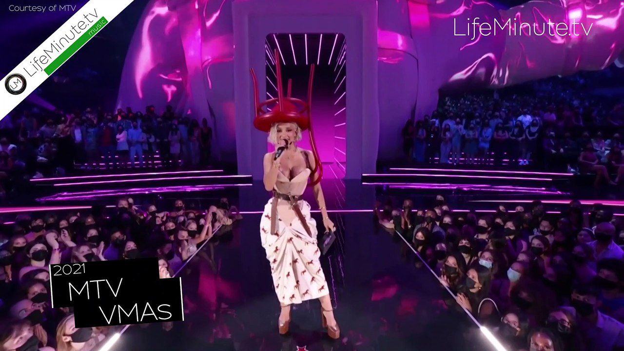 2021 VMAs' Big Winners, Performances, and Hot Looks