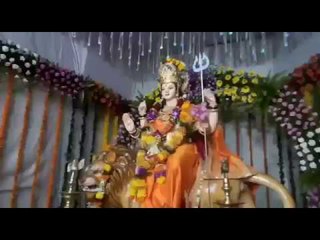 मुंबईत कोळी महिलांनी केली देवीची पूजा