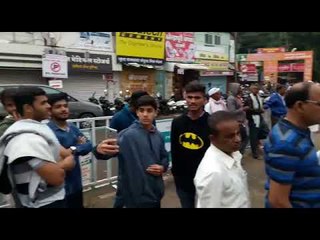 अंबाबाईच्या दर्शनासाठी अर्धा किलोमीटरपर्यंत रांगा