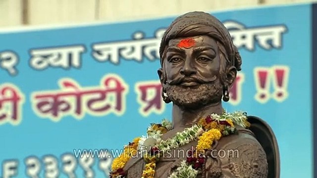 Panjarpola crossroad and statue of Shivaji Maharaj, Solapur, Maharashtra, India.