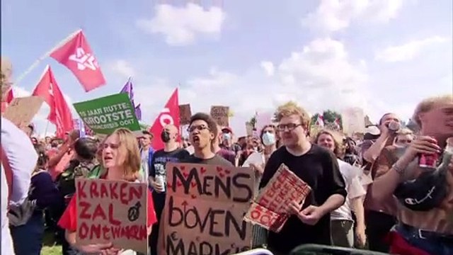 شاهد: الآلاف يتظاهرون في أمستردام احتجاجا على أزمة الإسكان