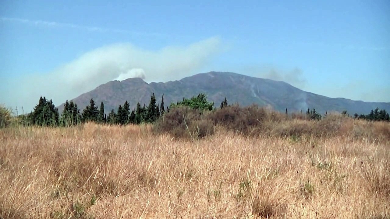 Μαίνονται οι πυρκαγιές στη Νότια Ισπανία