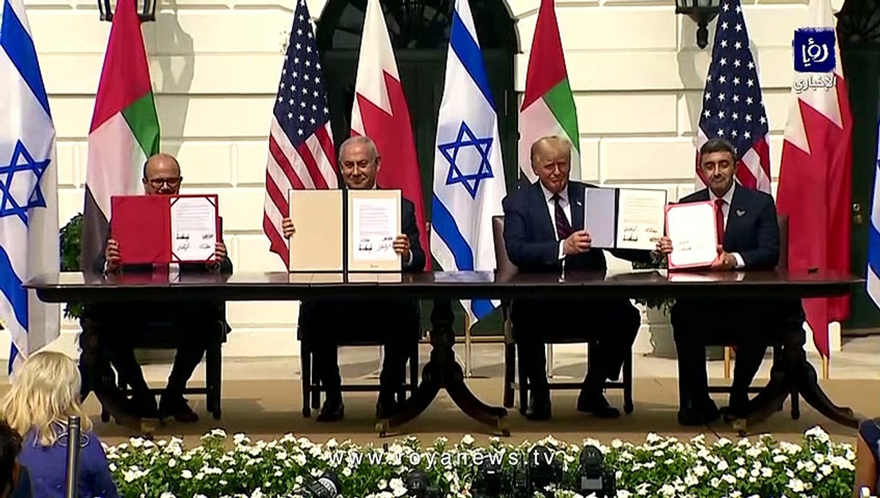 يهود البحرين يخرجون من الظل ويؤدون صلواتهم علنا بعد اتفاق التطبيع