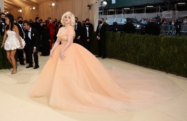 Billie Eilish : la décision écolo derrière sa tenue du Met Gala