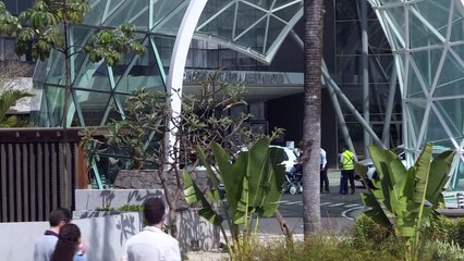 Pelé deixa a UTI após cirurgia no cólon