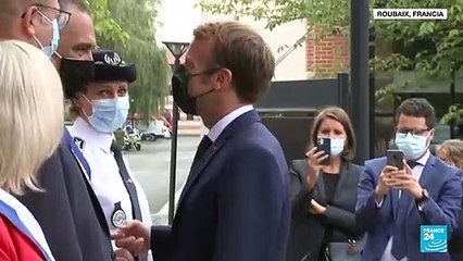 Presidente francés propone aumentar el número agentes de policía en las calles para 2030