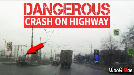 'Reckless Driver Causes DANGEROUS Accident in Russia '