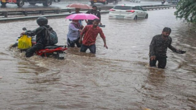 100 News: Flood-like situation in Gujarat's Rajkot