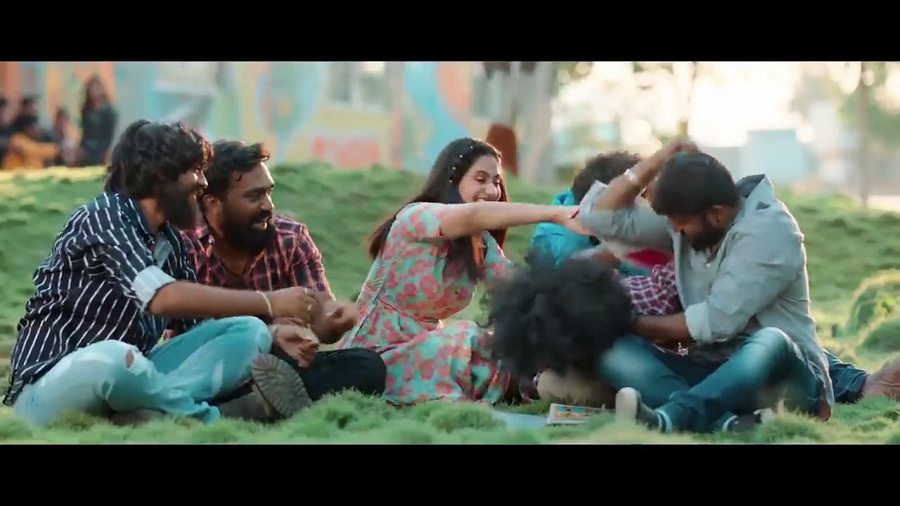 Friendship | Trailer 1