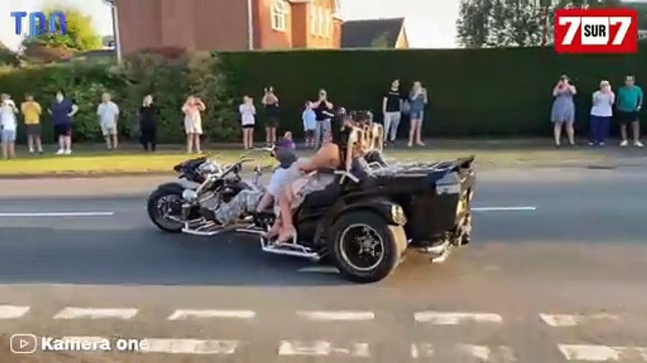 Une jeune fille harcelée à l’école escortée au bal de promo par 300 motards