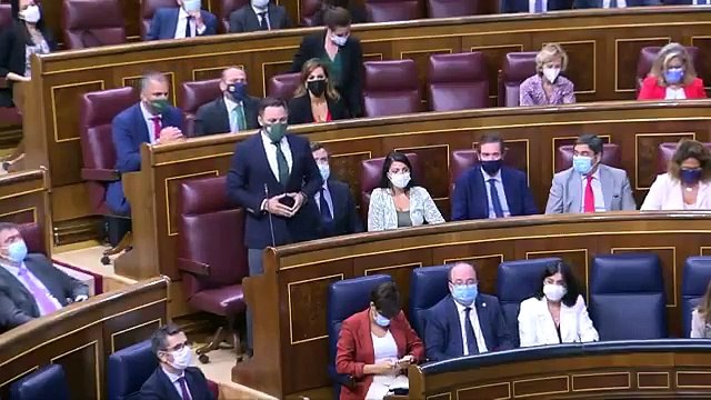 Abascal abochorna a Sánchez: Va a una mesa de negociación con golpistas y la moneda de cambio es España
