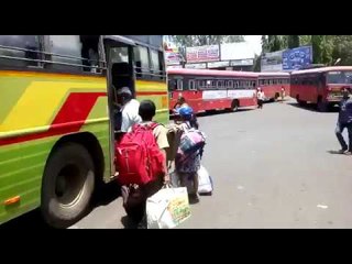 उन्हाळी सुट्टीमुळे कोल्हापूर एसटी स्टँडवर प्रवाशांची मोठी गर्दी