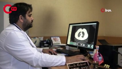 Aşılı ve aşısız olarak koronaya yakalanan 2 gencin akciğer tomografisi korkunç gerçeği gözler önüne serdi