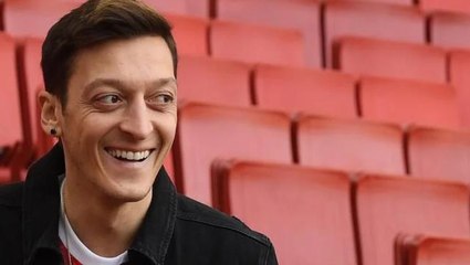Fenerbahçe'nin yıldızı Mesut Özil, Amerika'dan aldığı teklifi doğruladı