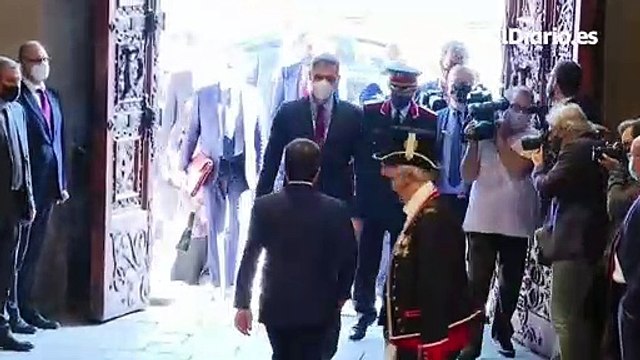 Pedro Sánchez llega al Palau de la Generalitat para reunirse con Pere Aragonès
