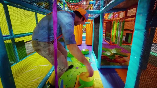 Blippi hace paletas de frutas | Aprenda a comer saludablemente para los niños | Videos educativos