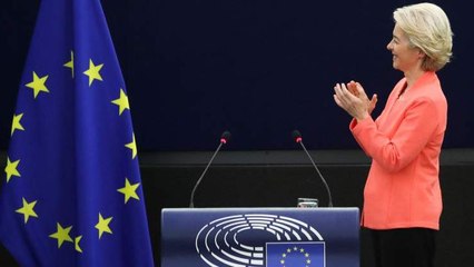 Ursula von der Leyen saca pecho y presume de vacunas