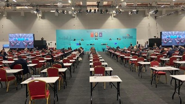 İBB MECLİSİ'NDE, TAKSİ YÖNETİM MERKEZİ'NİN İSPARK'A DEVREDİLMESİ TEKLİFİ KABUL EDİLDİ