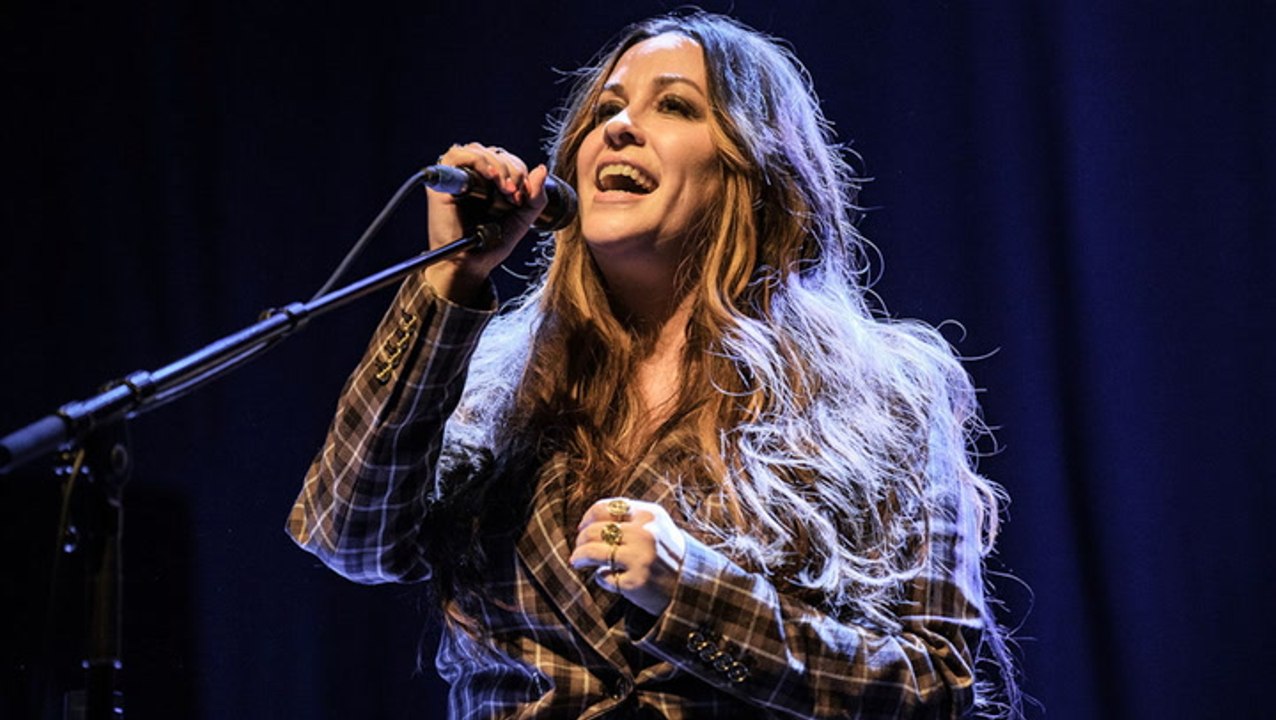 Alanis Morrisette Says HBO’s ‘Jagged’ Doc ‘Was Not the Story I Agreed to Tell’ | THR News