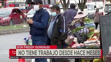 “Venimos todos los días, pero no hay trabajo”, la resignación de un albañil de 70 años en Cochabamba