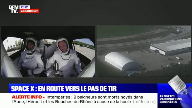 Les passagers du premier vol touristique de SpaceX se dirigent vers le pas de tir