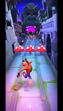 Oxide Mini Robot Battle Run Gameplay On Road To Ruin - Crash Bandicoot: On The Run!