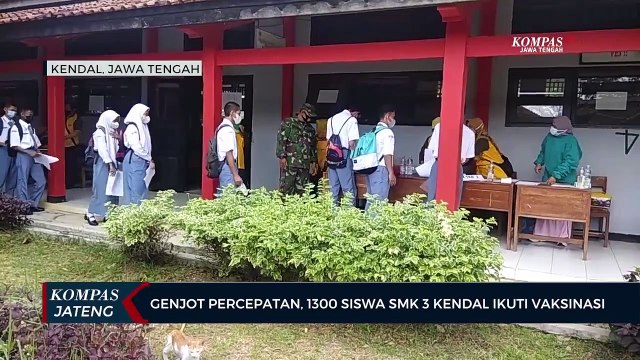 Genjot Percepatan, 1300 Siswa SMK 3 Kendal Ikuti Vaksinasi