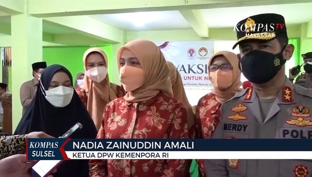 Ribuan Santri Dimakassar Jalani Vaksinasi Tahap Pertama