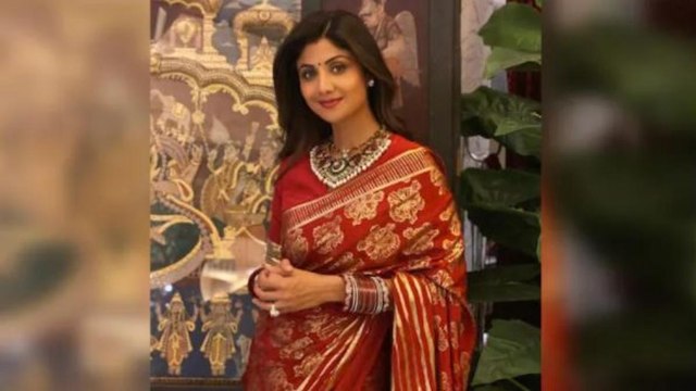 Shilpa Shetty visits Mata Vaishno Devi shrine