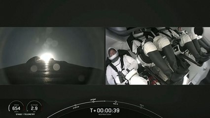 Roket SpaceX Meluncur ke Luar Angkasa dengan Membawa 4 Turis