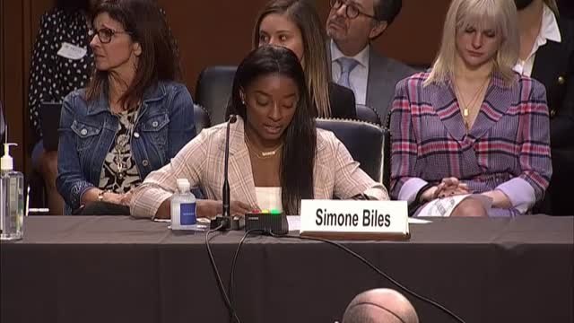 Simone Biles: Culpo a Larry Nassar y a todo el sistema que permitió y perpetró sus abusos