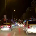 Son dakika: Bursa'da asker ve düğün konvoyunda caddeleri birbirine kattılar