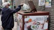 Paris : des bornes à compost installées dans le XIIIe arrondissement