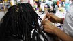 Abrazan sus raíces ante la discriminación al cabello afro en Venezuela